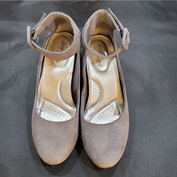 DEXFLEX COMFORT CLASSIC CAUSAL ROUND TOE LOW WEDGE PLATFORM HEEL SHOE - Picture 3 of 11